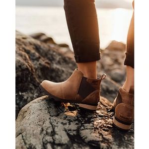 Sorel Emilie Chelsea Boots